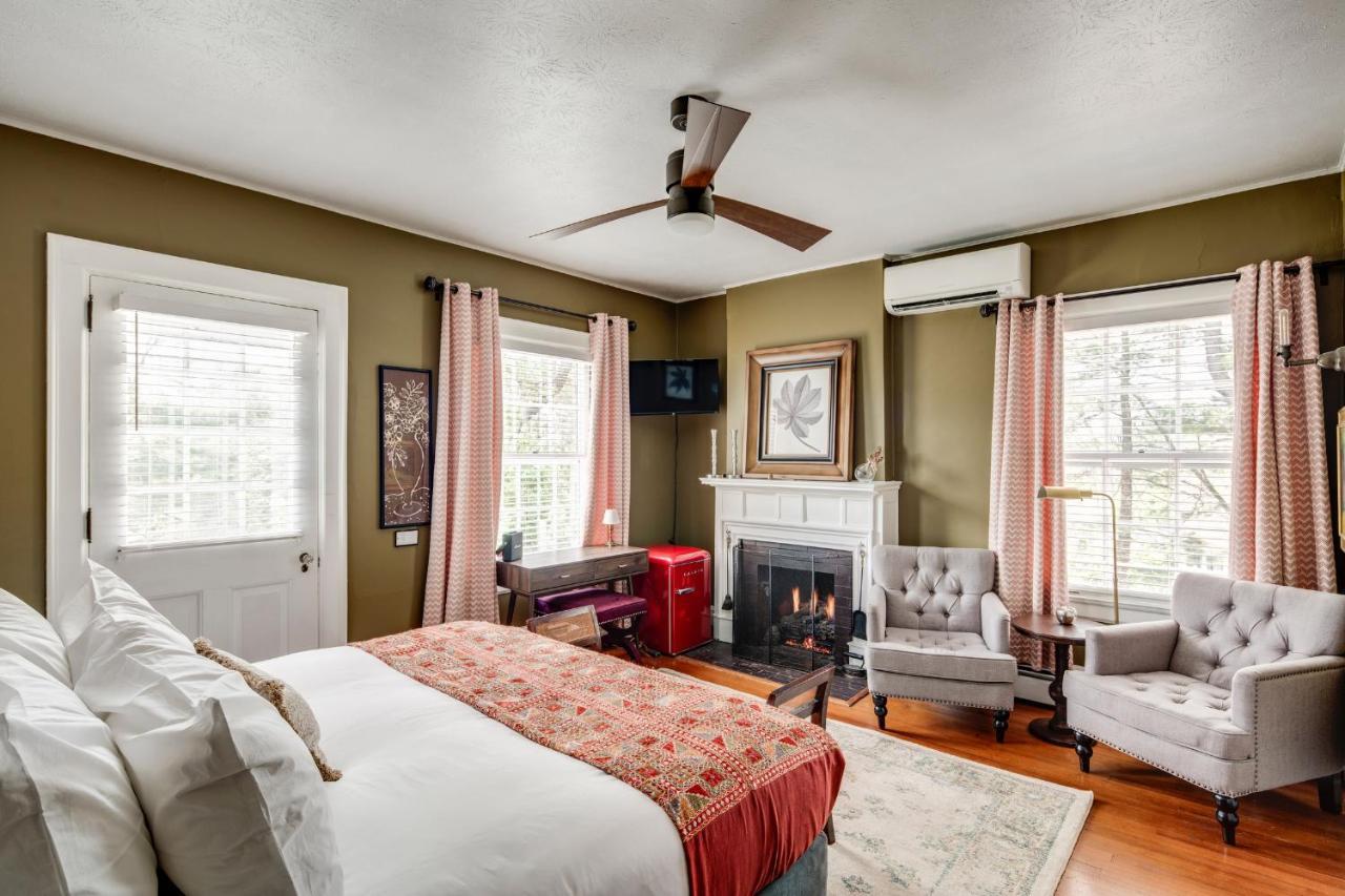 مبيت وإفطار آشفيل The Applewood Manor المظهر الخارجي الصورة