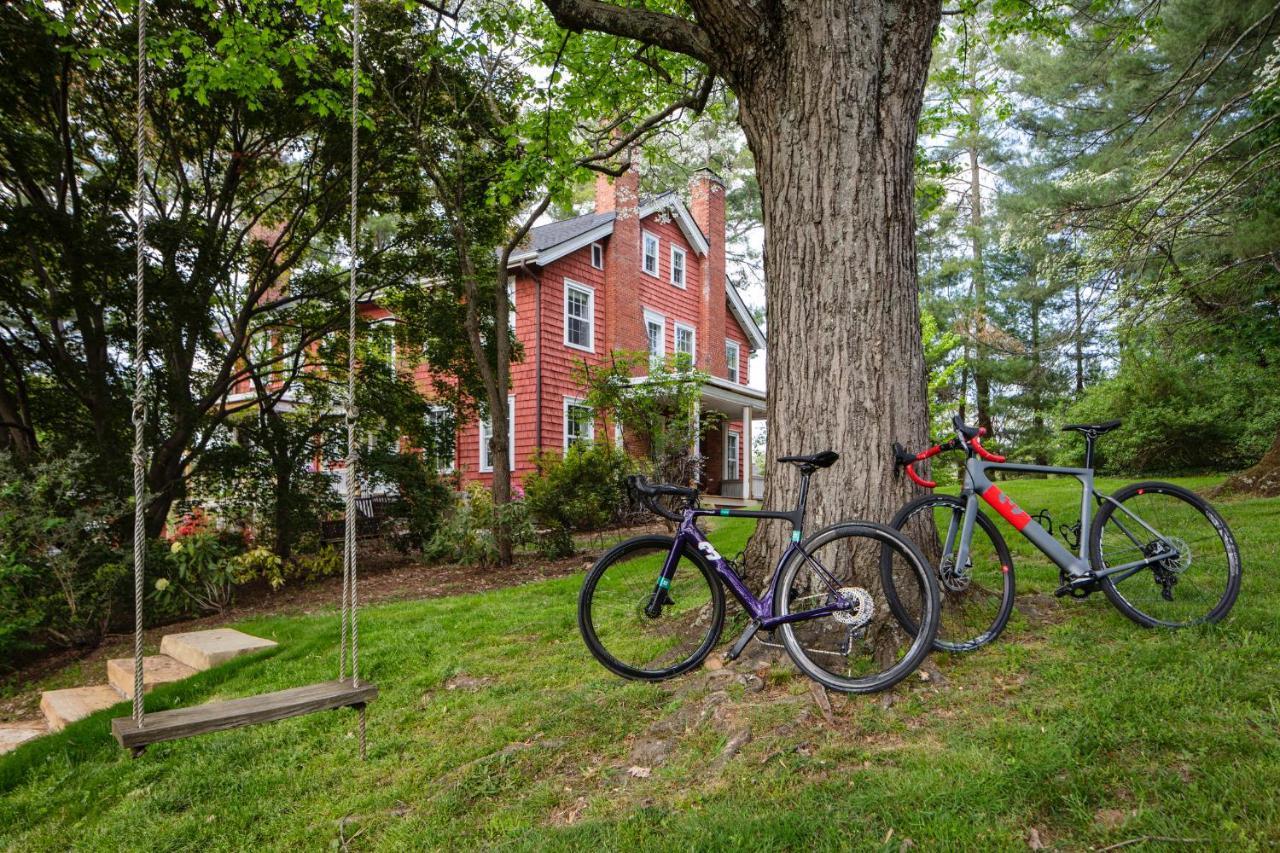 مبيت وإفطار آشفيل The Applewood Manor المظهر الخارجي الصورة