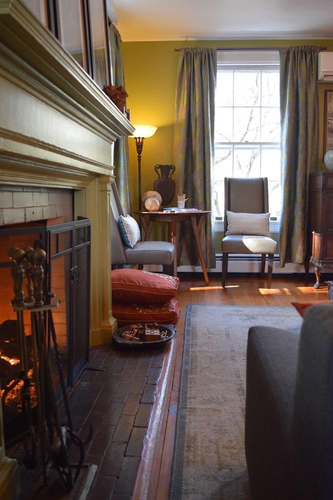 مبيت وإفطار آشفيل The Applewood Manor المظهر الخارجي الصورة